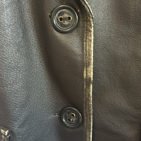 Leather jacket - Picture 5 of 16
